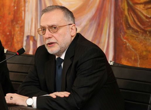Владимер Папава
